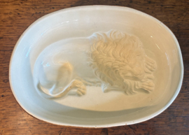 Antieke Keramische Puddingvorm Leeuw – Bruin/Wit Aardewerk