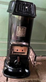 vintage gietijzeren Etna potkachel (Epe)