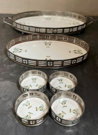 Art Deco keramieken dienbladen met  4 onderzetters