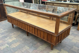 Vintage Vitrinekast – uit de Hortus Botanicus Leiden (Epe)