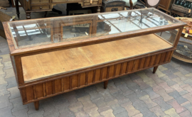 Vintage Vitrinekast – uit de Hortus Botanicus Leiden (Epe)