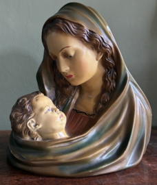 Borstbeeld van de Maagd Maria met het kindje Jezus