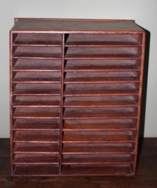 Oud houten bureau post sorteer kastje