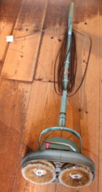 Oude elektrische vloer boenmachine