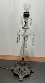 Unieke Antieke 'Girandole' Tafellamp – Kristal met Gietijzeren Maskervoet