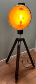 Unieke industriële vloerlamp op statief