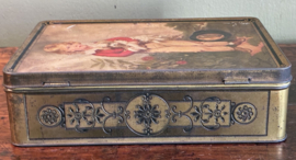 Vintage Litho Blik "Master Simpson" – Jongen met Hond