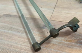 2 antieke messing handdoek houders