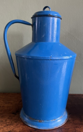 Vintage emaille melkbus