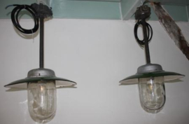 Twee identieke Lampen