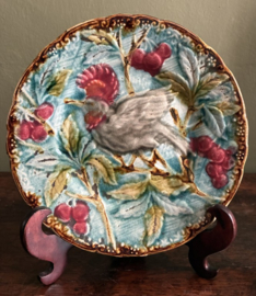 Antiek Wasmuël Majolica / Barbotine Bord met Paradijsvogel in Kersenboom