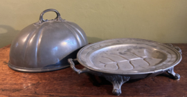 Museale Vroeg-Victoriaanse Britanniametaal / Tinnen Warmhoudschotel met Cloche (1848)