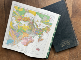 Antieke Tweedelige Atlas Universel Quillet (1923/1925) –