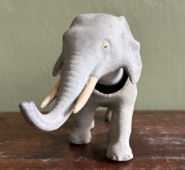 Antieke Duitse Knik-Olifant (Nodder) – Papier-maché/Compositie – ca. 1910-1920