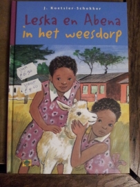 Leska en Abena in het weesdorp - J. Koetsier Schokker