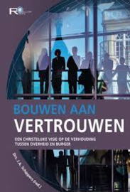 Schippers, Drs. J.A. (red) - Bouwen aan vertrouwen