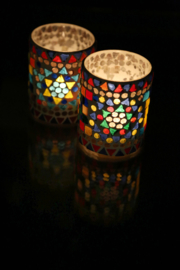 Stimmungsvoller Teehalter Zylinder – mehrfarbiges Mosaik – indisches Design