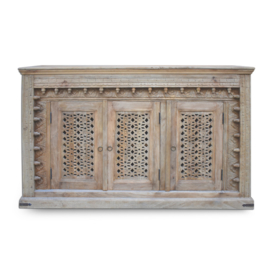 orientalisches Sideboard mit geschnitzten Holzpaneelen