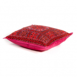 Oriental pillow with mirrors