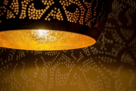 orientalische Pendelleuchte im filigranen Stil – offen – Vintage-Gold