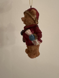 Beer met tasje en handdoek