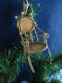 Gouden stoel
