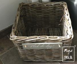 Lademand vierkant met decoratief hengsel (40x40x30cm)