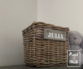 Vierkante mand met naam (27x27x25cm)