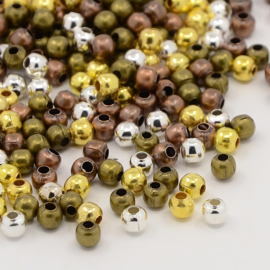 Spacer Beads mixkleur. ± 75 stuks.