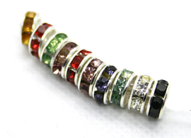 4001 Spacer met rhinestone.  8 mm. 10 stuks. Mix kleuren