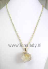 Ruwe edelsteen aan ketting S3