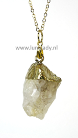 ruwe edelsteen aan ketting S1