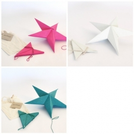 2 foldable stars from elephant poo paper