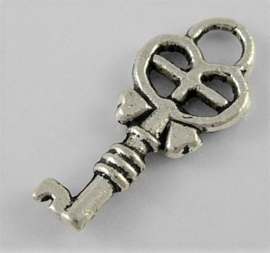 10 Tibetaans zilveren bedel sleutel