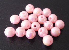 100 Kralen rond 6mm met AB glans roze