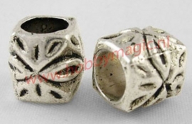 Metal bead tibetaans zilver