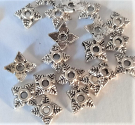 500 Tibetaans zilveren kralenkapjes 7mm