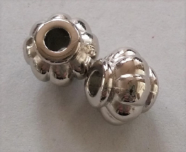 10 Kralen metallook 9x10mm