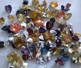 100 Cabochons gemengde kleuren en vormen