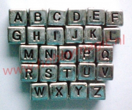 Letterkralen op alfabet 6x6mm