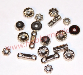 50 metallook spacers/tussenkralen