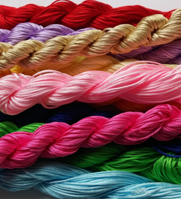 260 meter satijnkoord 1mm in 10 verschillende kleuren