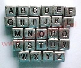 Letterkraal 6x6mm