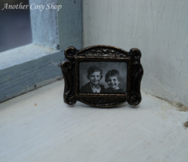 Dollhouse miniature photo frame with picture children 1"scale