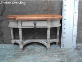 Dollhouse miniature console table in 1" scale