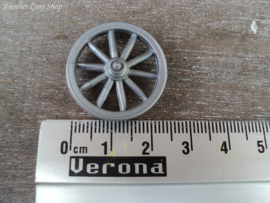 Dollhouse miniature wheels