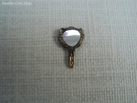 Dollhouse miniature hand mirror in 1"scale