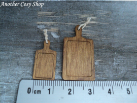 Poppenhuis miniatuur set snijplankjes schaal 1:12
