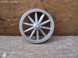 Dollhouse miniature wheels