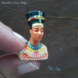 Nefertiti bust